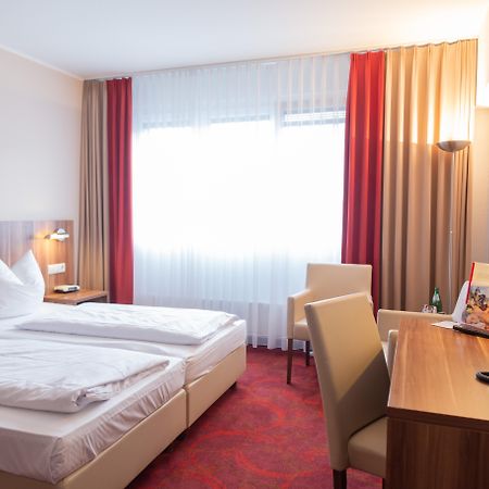 Das Ebertor - Hotel & Hostel Boppard Exteriör bild